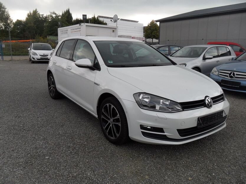 VW Golf 114.000 km 8.600 € Bad Rappenau-Bonfeld 74906