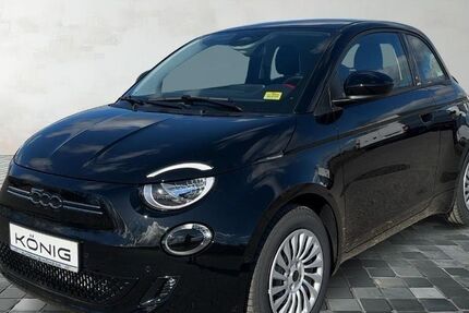Fiat 500 2.100 km 24.689 € Berlin 13599