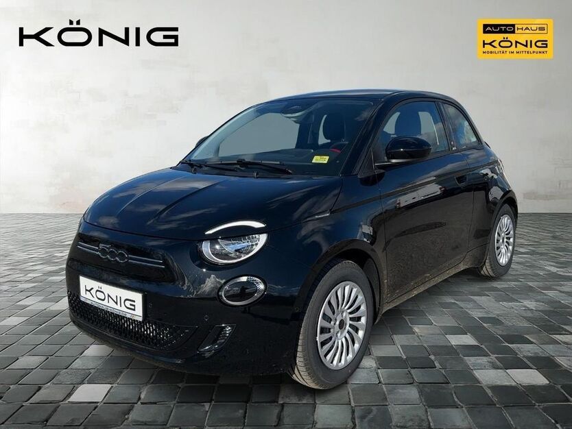 Fiat 500 2.100 km 24.689 € Berlin 13599