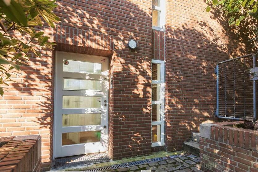 Charmantes freistehendes Einfamilienhaus (100 m²) in zentraler Lage zimmer