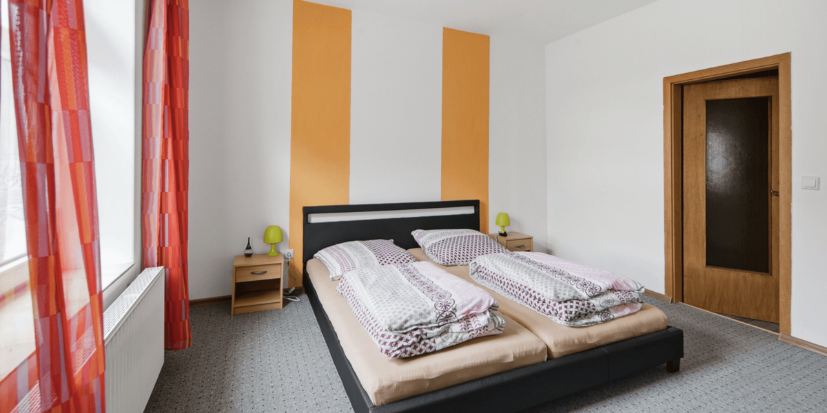 Historisches Mehrfamilienhaus in direkter Flusslage mit großem Entwicklungspotenzial - Mehrfamilienhaus, Wohnhaus Neuhaus (Oste) | Angebot:27225040