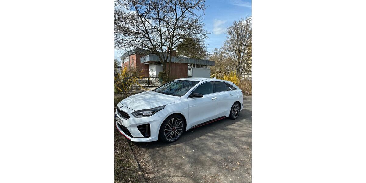 Kia pro ceed / ProCeed 75.000 km 22.000 &euro; Laupheim 88471