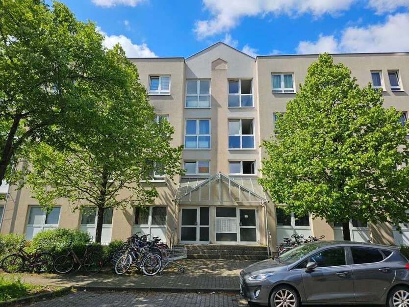 Wohnung zum Mieten in Karlsruhe 360 € 18 m²