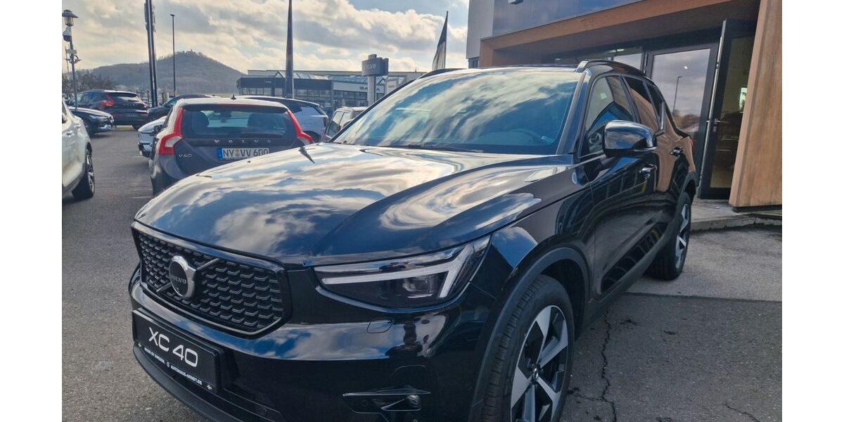 Volvo XC40 27.000 km 35.990 &euro; Görlitz 02827