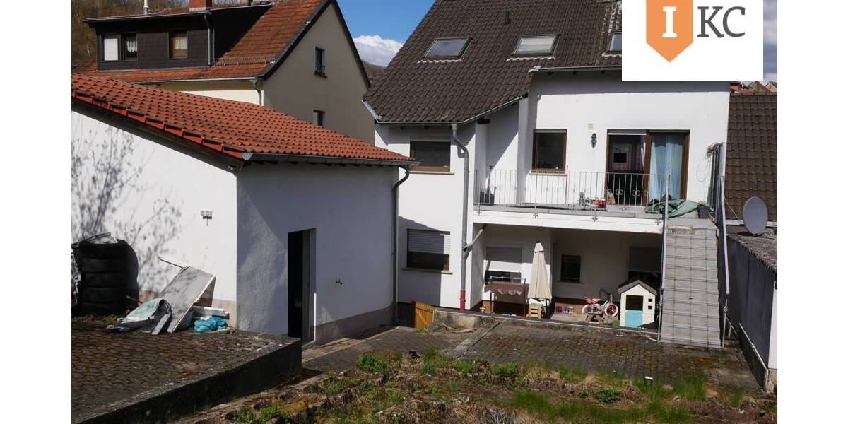 Mehrfamilienhaus, Wohnhaus Saarbrücken / Herrensohr Herrensohr - 9 Zimmer, 173 m&sup2;, 365.000&euro; | Angebot:26289822