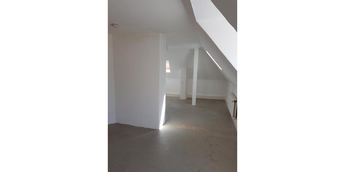 Dachgeschoßwohnung Bremerhaven Geestemünde - 3 Zimmer, 79 m&sup2;, 409&euro; | Angebot:26234116