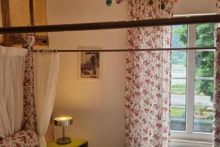 Traumhafte 2 Zimmerwohnung am Rhein zimmer