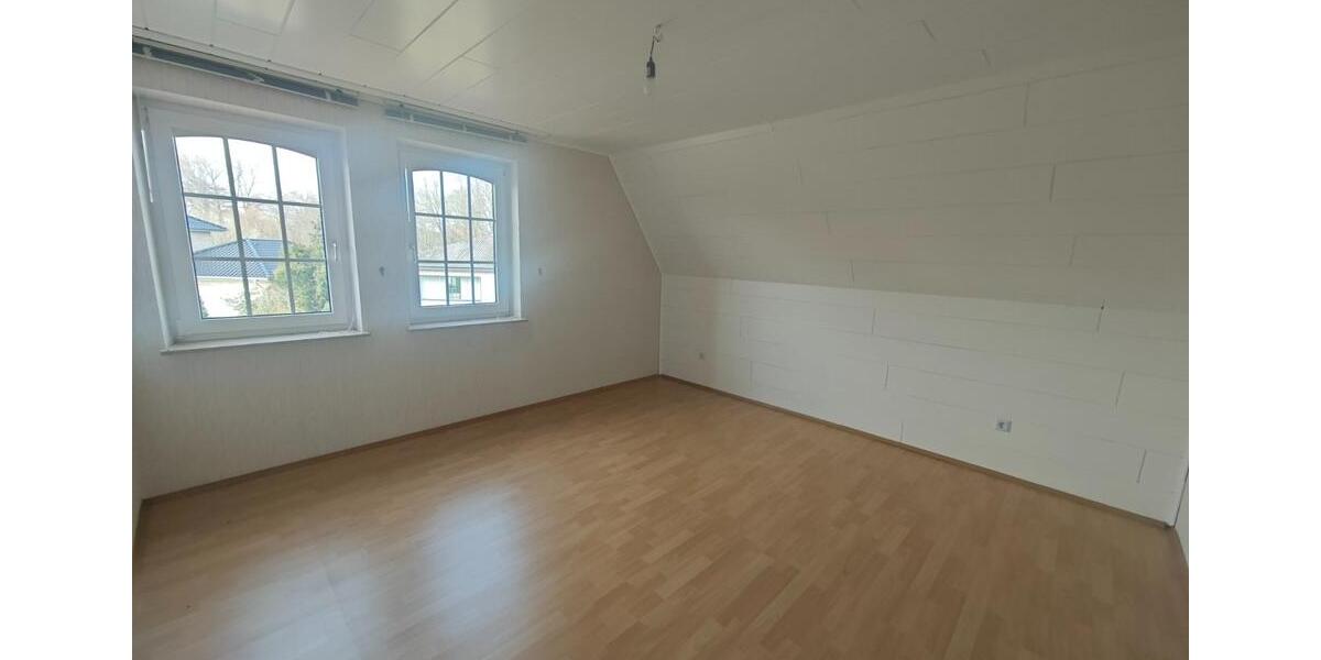 Einfamilienhaus Gangelt - 5 Zimmer, 150 m&sup2;, 1.185&euro; | Angebot:25449519