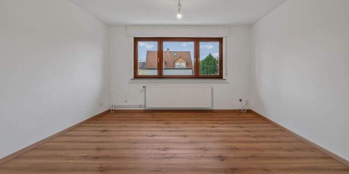 Doppelhaushälfte Karlsruhe Neureut - 6 Zimmer, 147 m&sup2;, 599.000&euro; | Angebot:25681026