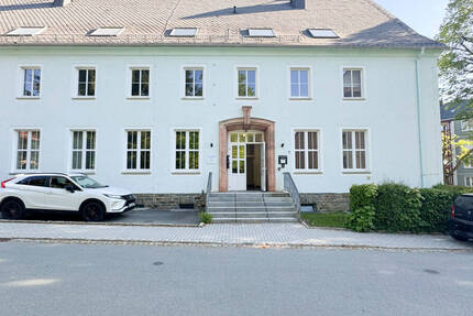 Gewerbeobjekt Zschopau - 5 Zimmer, 111 m&sup2;, 750&euro; | Angebot:24043858