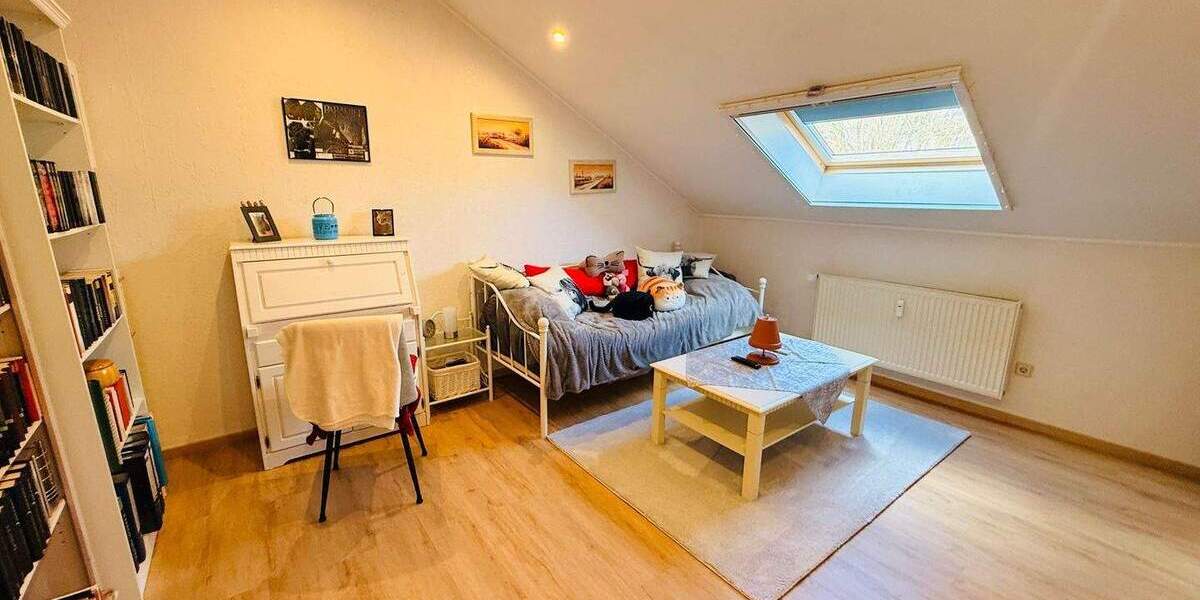 Etagenwohnung Northeim Hillerse - 3 Zimmer, 78 m&sup2;, 180.000&euro; | Angebot:25267891