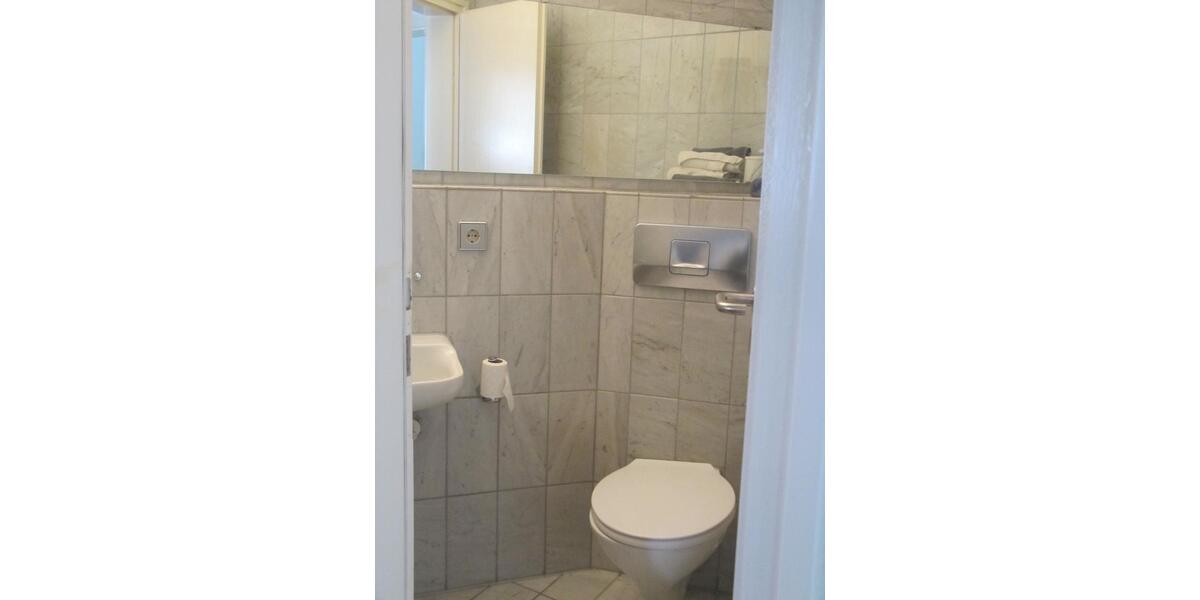 Einfamilienhaus Ettlingen - 6 Zimmer, 250 m&sup2;, 2.350&euro; | Angebot:26688722