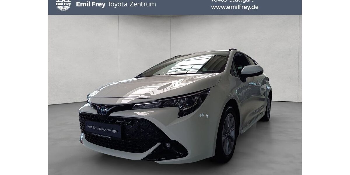 Toyota Corolla 28.900 km 23.950 &euro; Stuttgart 70469