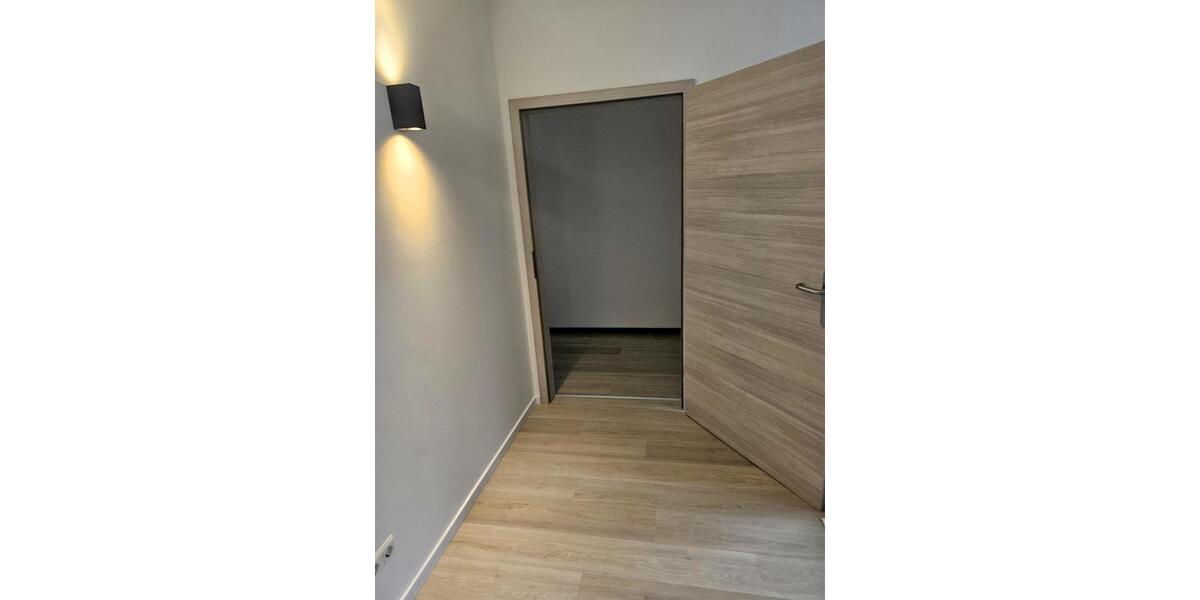 Etagenwohnung Reichshof - 4 Zimmer, 144 m&sup2;, 1.300&euro; | Angebot:25580154