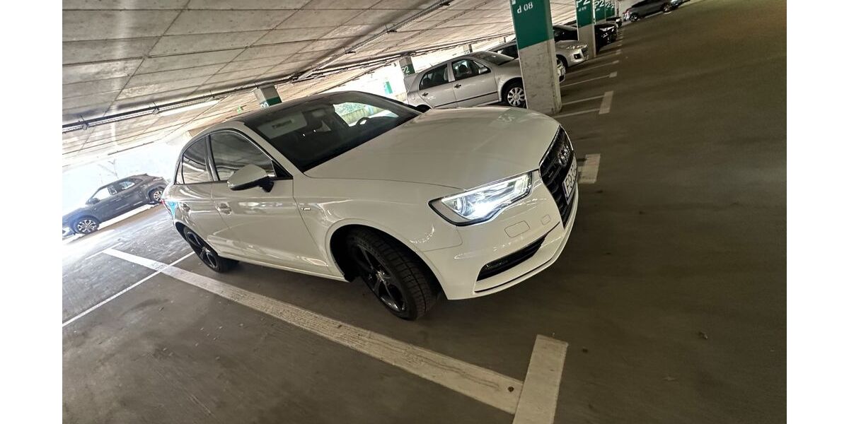 Audi A3 169.000 km 14.900 &euro; Berlin 13585