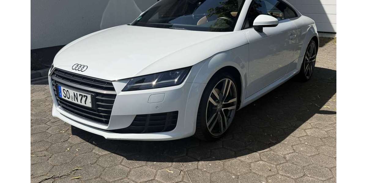 Audi TT 128.000 km 22.900 &euro; Bad Sassendorf 59505