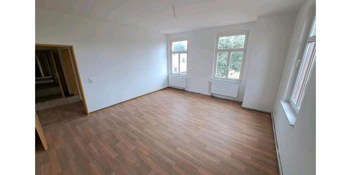 Etagenwohnung Wettin-Löbejün Löbejün - 3 Zimmer, 76 m&sup2;, 611&euro; | Angebot:26615551