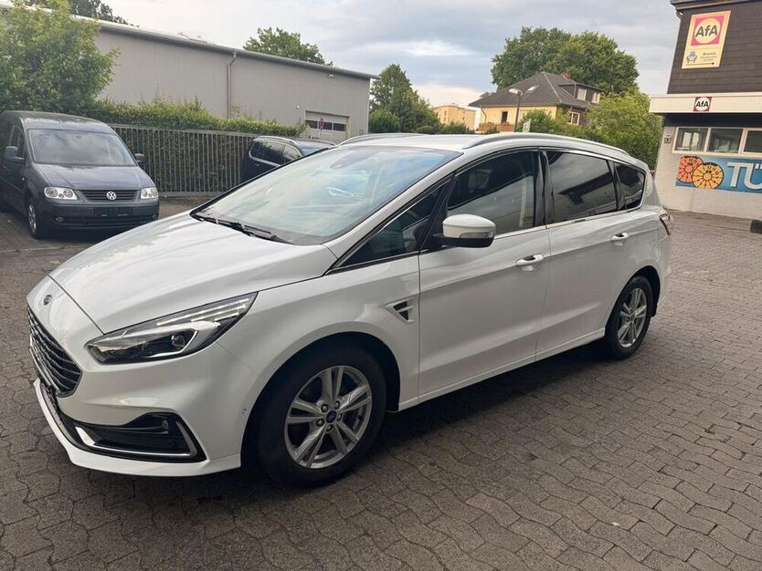 S-Max