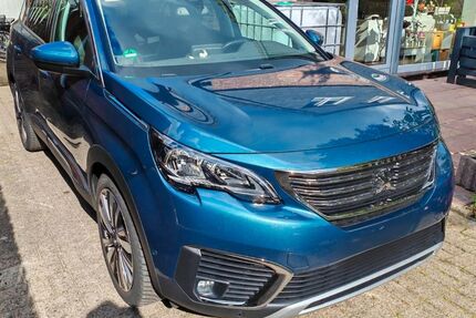 Peugeot 5008 119.278 km 17.000 &euro; Oldenburg 26135