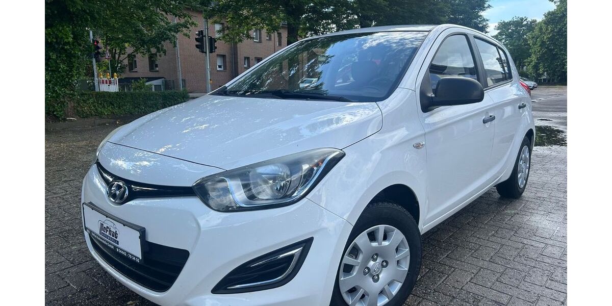 Hyundai i20 162.332 km 2.900 &euro; Lohne 49393