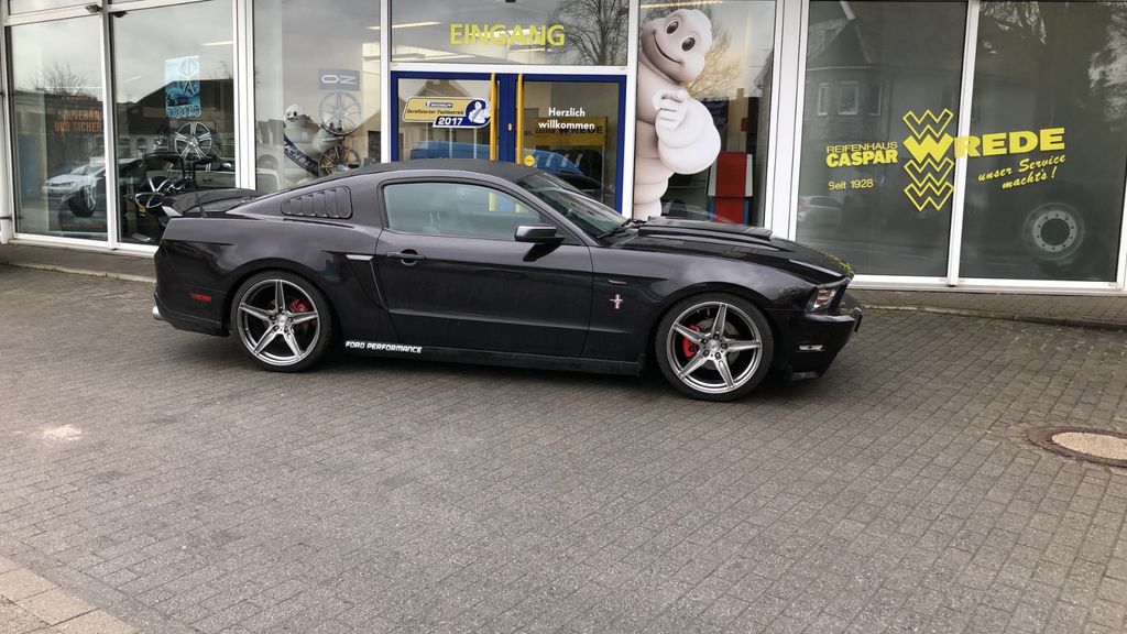 Ford Mustang 120.000 km 20.500 &euro; Beckum 59269