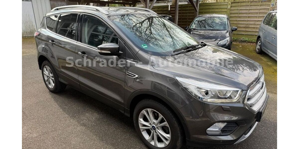 Ford Kuga 77.613 km 14.330 &euro; Wesselburen 25764