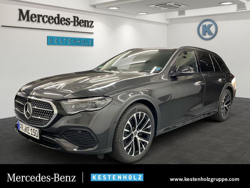 Mercedes-Benz E 220 2.001 km 72.900 € Freiburg 79111