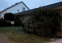 Brühl-Schwadorf , Bungalow mit großem Garten