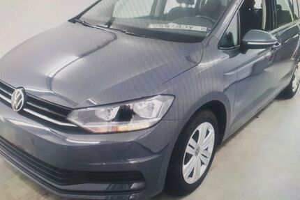 VW Touran 154.000 km 15.490 &euro; Bonn 53227