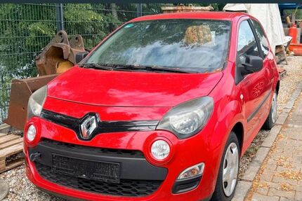 Renault Twingo 70.000 km 900 &euro; Eching i. Ndb. 84174