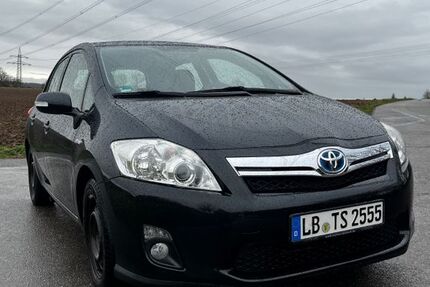 Toyota Auris 141.000 km 8.100 &euro; Bietigheim-Bissingen 74321