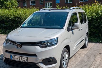 Toyota Proace City 45.000 km 21.490 &euro; Ahrensburg 22926