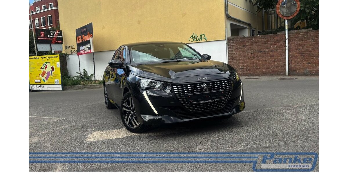 Peugeot 208 Allure Pack EAT8*NAV*LED*Carplay*RFK*SHZ* 7.003 km 16.990 &euro; Berlin 13187