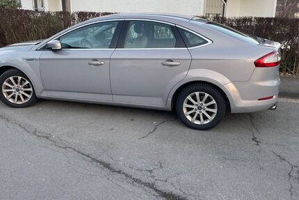 Ford Mondeo 105.000 km 8.500 &euro; Gummersbach 51647