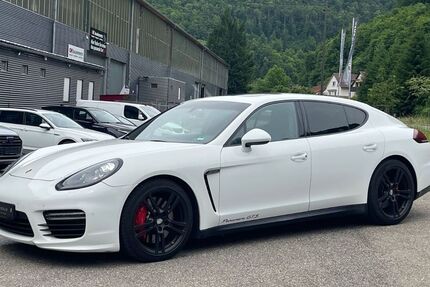 Porsche Panamera 97.500 km 47.900 € Geislingen an der Steige 73312