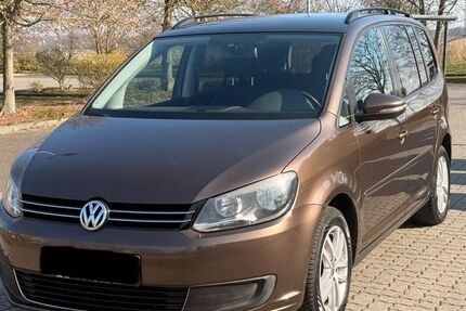 VW Touran 206.474 km 4.990 &euro; Neustadt 31535