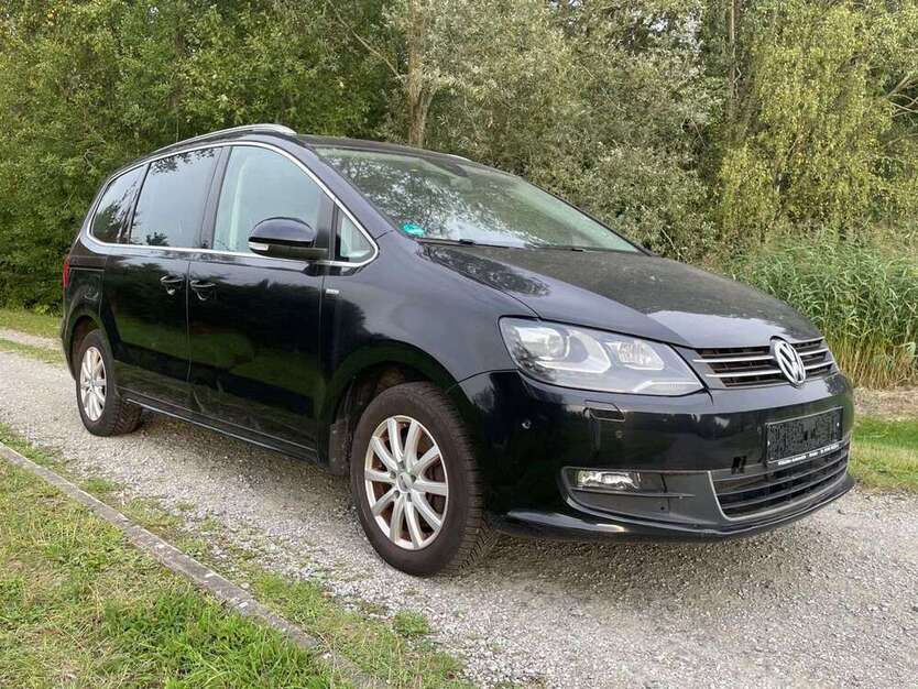 VW Sharan 272.000 km 7.290 € Bremen 28197