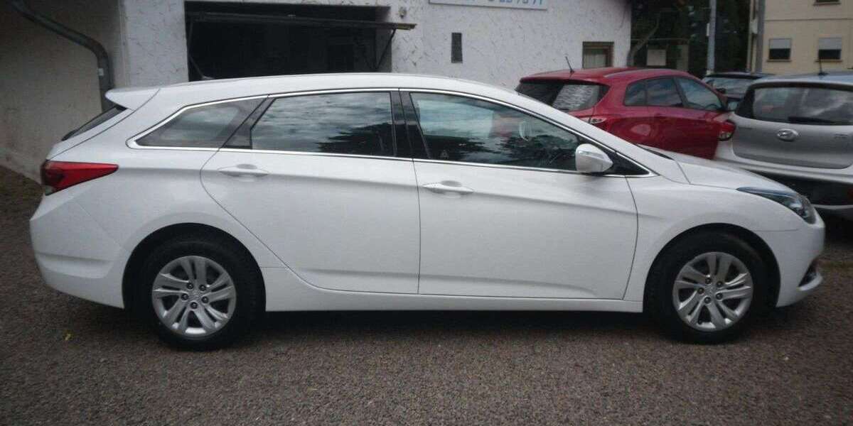 Hyundai i40 195.000 km 5.990 &euro; Saarbrücken 66119