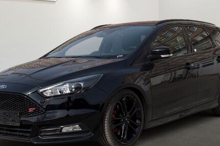 Ford Focus 69.558 km 14.499 &euro; Berlin 12681