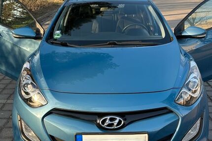Hyundai i30 128.609 km 5.700 &euro; Berlin 12169