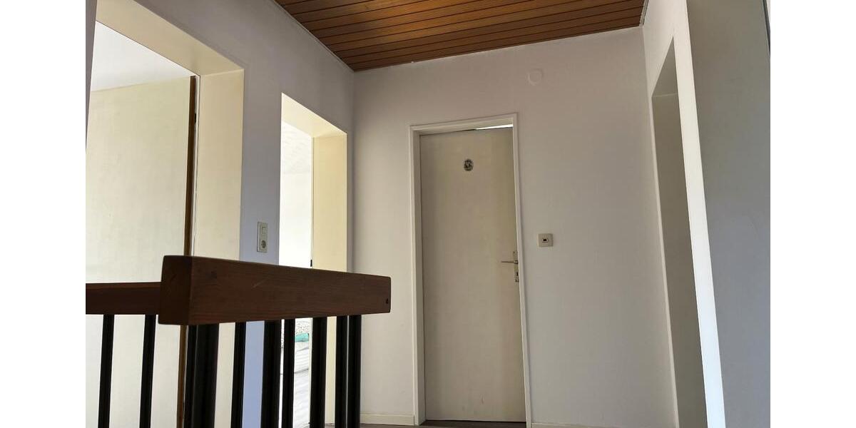 Reihenhaus Kassel Nordshausen - 7 Zimmer, 147 m&sup2;, 290.000&euro; | Angebot:27085351