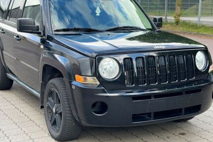 Jeep Patriot 181.000 km 3.300 &euro; Rotenburg Wümme 27356