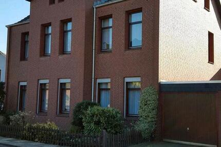 Zwei Familienhaus in Nordenham für 249.000€!! 9 zimmer