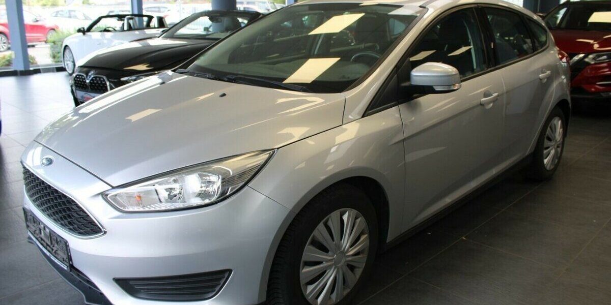 Ford Focus 1.6 Ti-VCT 76.670 km 7.480 &euro; Euskirchen 53881