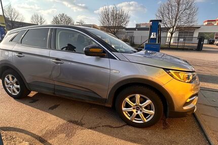 Opel Grandland (X) 81.000 km 17.950 &euro; Stuttgart 70372