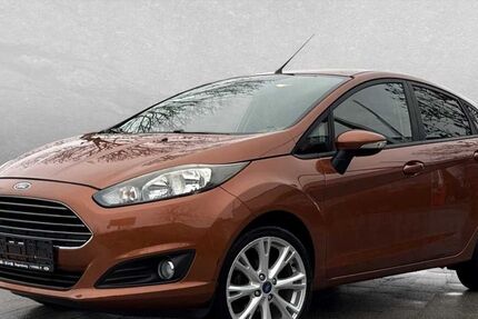 Ford Fiesta 77.700 km 8.225 &euro; Regensburg 93059