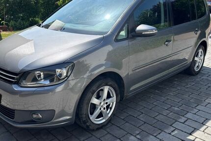 VW Touran 330.000 km 3.500 &euro; Stulln 92551