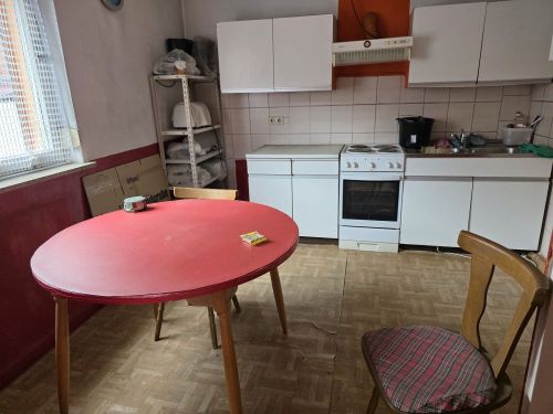 Einfamilienhaus mit Nebengebäude in 97725 Elfershausen-Machtilshausen zwischen Hammelburg und Bad Kissingen (10673) - Einfamilienhaus Elfershausen Elfershausen , Unterfr | Angebot:27137452