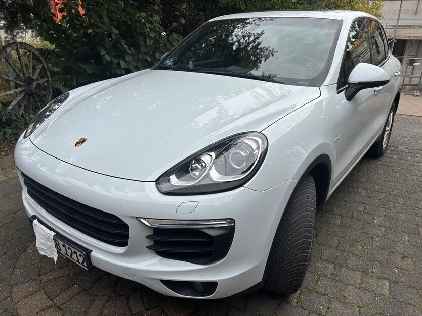 Porsche Cayenne 43.400 km 45.999 € Hachenburg 57627