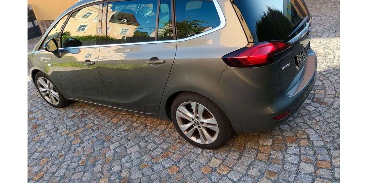Opel Zafira 97.551 km 18.999 &euro; Limbach-Oberfrohna 09212